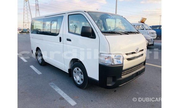 Buy Import Toyota Hiace White Car in Import - Dubai in Ali Sabieh Region Buy Import Toyota Hiace White Car in Import - Dubai in Ali Sabieh Region