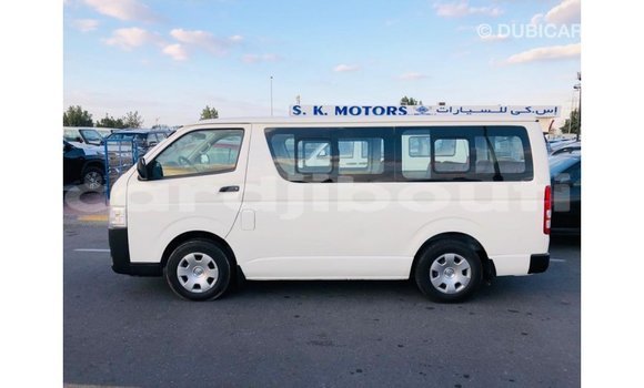 Buy Import Toyota Hiace White Car in Import - Dubai in Ali Sabieh Region Buy Import Toyota Hiace White Car in Import - Dubai in Ali Sabieh Region