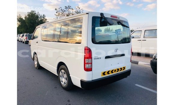 Buy Import Toyota Hiace White Car in Import - Dubai in Ali Sabieh Region Buy Import Toyota Hiace White Car in Import - Dubai in Ali Sabieh Region