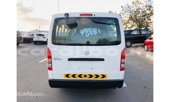 Buy Import Toyota Hiace White Car in Import - Dubai in Ali Sabieh Region Buy Import Toyota Hiace White Car in Import - Dubai in Ali Sabieh Region