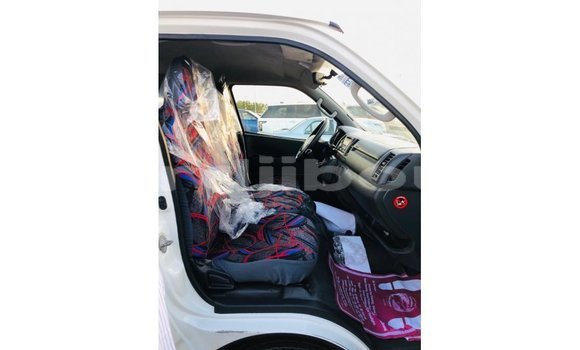 Buy Import Toyota Hiace White Car in Import - Dubai in Ali Sabieh Region Buy Import Toyota Hiace White Car in Import - Dubai in Ali Sabieh Region