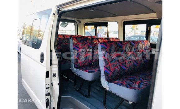 Buy Import Toyota Hiace White Car in Import - Dubai in Ali Sabieh Region Buy Import Toyota Hiace White Car in Import - Dubai in Ali Sabieh Region