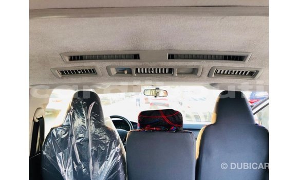 Buy Import Toyota Hiace White Car in Import - Dubai in Ali Sabieh Region Buy Import Toyota Hiace White Car in Import - Dubai in Ali Sabieh Region