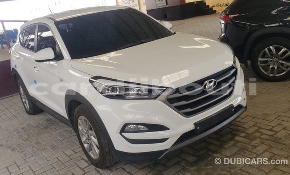Buy Import Hyundai Tucson White Car in Import - Dubai in Ali Sabieh Region Buy Import Hyundai Tucson White Car in Import - Dubai in Ali Sabieh Region