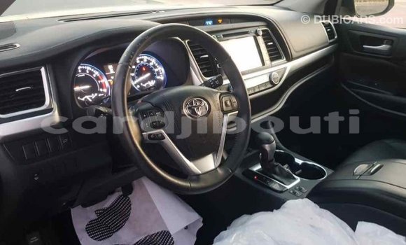 Buy Import Toyota Highlander Black Car in Import - Dubai in Ali Sabieh Region Buy Import Toyota Highlander Black Car in Import - Dubai in Ali Sabieh Region