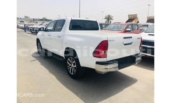 Buy Import Toyota Hilux White Car in Import - Dubai in Ali Sabieh Region Buy Import Toyota Hilux White Car in Import - Dubai in Ali Sabieh Region