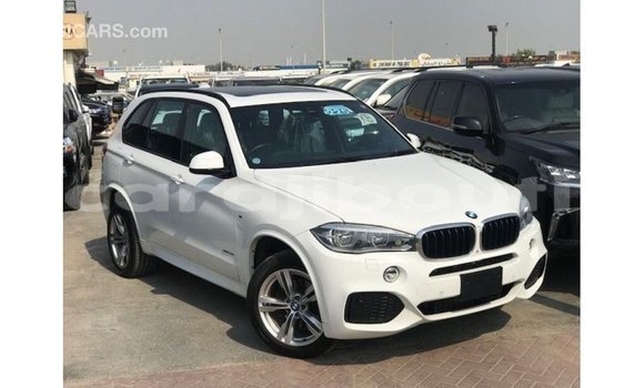 Acheter Import Voiture BMW X5 Blanc à Import - Dubai, Ali Sabieh Region Acheter Import Voiture BMW X5 Blanc à Import - Dubai, Ali Sabieh Region