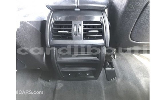 Acheter Import Voiture BMW X5 Blanc à Import - Dubai, Ali Sabieh Region Acheter Import Voiture BMW X5 Blanc à Import - Dubai, Ali Sabieh Region