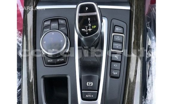 Acheter Import Voiture BMW X5 Blanc à Import - Dubai, Ali Sabieh Region Acheter Import Voiture BMW X5 Blanc à Import - Dubai, Ali Sabieh Region