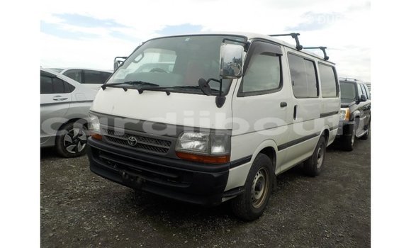 Buy Import Toyota Hiace White Car in Import - Dubai in Ali Sabieh Region Buy Import Toyota Hiace White Car in Import - Dubai in Ali Sabieh Region