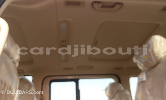 Buy Import Hyundai Accent Brown Car in Import - Dubai in Ali Sabieh Region Buy Import Hyundai Accent Brown Car in Import - Dubai in Ali Sabieh Region