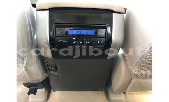 Acheter Import Voiture Toyota Prado Rouge à Import - Dubai, Ali Sabieh Region Acheter Import Voiture Toyota Prado Rouge à Import - Dubai, Ali Sabieh Region