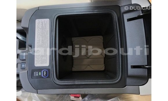 Acheter Import Voiture Toyota Prado Rouge à Import - Dubai, Ali Sabieh Region Acheter Import Voiture Toyota Prado Rouge à Import - Dubai, Ali Sabieh Region