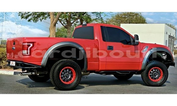 Acheter Import Voiture Ford Club Wagon Rouge à Import - Dubai, Ali Sabieh Region Acheter Import Voiture Ford Club Wagon Rouge à Import - Dubai, Ali Sabieh Region