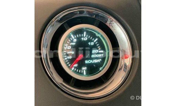 Acheter Import Voiture Ford Club Wagon Rouge à Import - Dubai, Ali Sabieh Region Acheter Import Voiture Ford Club Wagon Rouge à Import - Dubai, Ali Sabieh Region