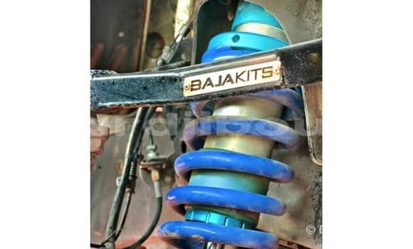 Acheter Import Voiture Ford Club Wagon Rouge à Import - Dubai, Ali Sabieh Region Acheter Import Voiture Ford Club Wagon Rouge à Import - Dubai, Ali Sabieh Region