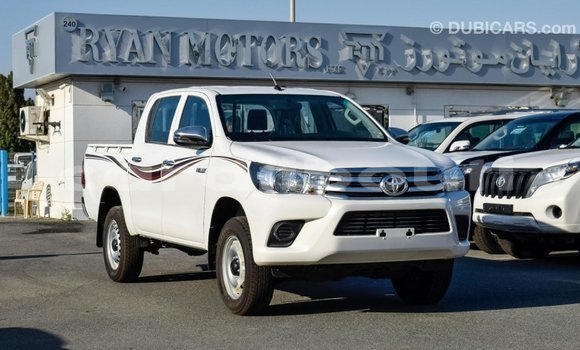 Buy Import Toyota Hilux White Car in Import - Dubai in Ali Sabieh Region Buy Import Toyota Hilux White Car in Import - Dubai in Ali Sabieh Region