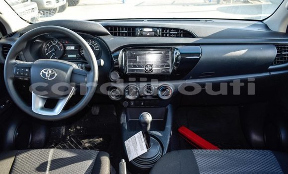 Buy Import Toyota Hilux White Car in Import - Dubai in Ali Sabieh Region Buy Import Toyota Hilux White Car in Import - Dubai in Ali Sabieh Region