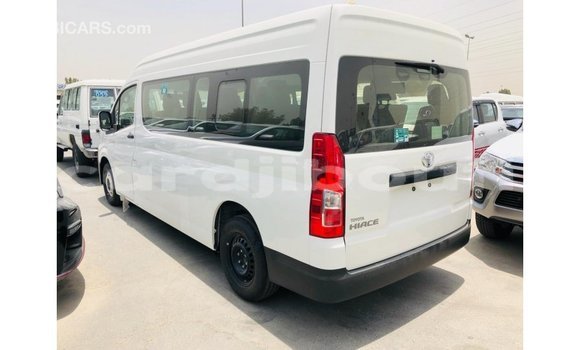 Buy Import Toyota Hiace White Car in Import - Dubai in Ali Sabieh Region Buy Import Toyota Hiace White Car in Import - Dubai in Ali Sabieh Region