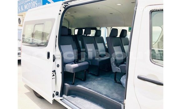 Buy Import Toyota Hiace White Car in Import - Dubai in Ali Sabieh Region Buy Import Toyota Hiace White Car in Import - Dubai in Ali Sabieh Region