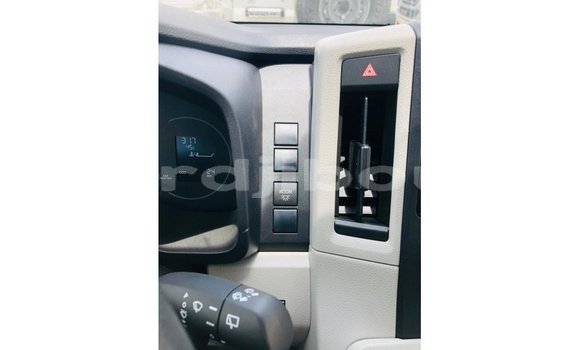 Buy Import Toyota Hiace White Car in Import - Dubai in Ali Sabieh Region Buy Import Toyota Hiace White Car in Import - Dubai in Ali Sabieh Region