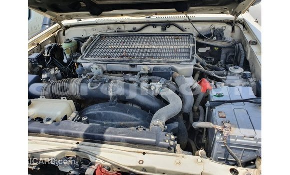 Buy Import Toyota Land Cruiser White Car in Import - Dubai in Ali Sabieh Region Buy Import Toyota Land Cruiser White Car in Import - Dubai in Ali Sabieh Region