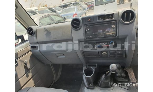 Buy Import Toyota Land Cruiser White Car in Import - Dubai in Ali Sabieh Region Buy Import Toyota Land Cruiser White Car in Import - Dubai in Ali Sabieh Region