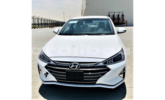 Acheter Import Voiture Hyundai Elantra Blanc à Import - Dubai, Ali Sabieh Region Acheter Import Voiture Hyundai Elantra Blanc à Import - Dubai, Ali Sabieh Region