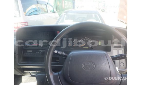 Buy Import Toyota Hiace White Car in Import - Dubai in Ali Sabieh Region Buy Import Toyota Hiace White Car in Import - Dubai in Ali Sabieh Region