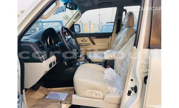 Buy Import Mitsubishi Pajero White Car in Import - Dubai in Ali Sabieh Region Buy Import Mitsubishi Pajero White Car in Import - Dubai in Ali Sabieh Region