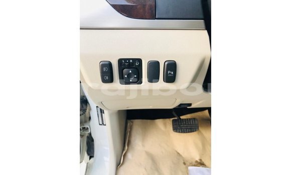 Buy Import Mitsubishi Pajero White Car in Import - Dubai in Ali Sabieh Region Buy Import Mitsubishi Pajero White Car in Import - Dubai in Ali Sabieh Region