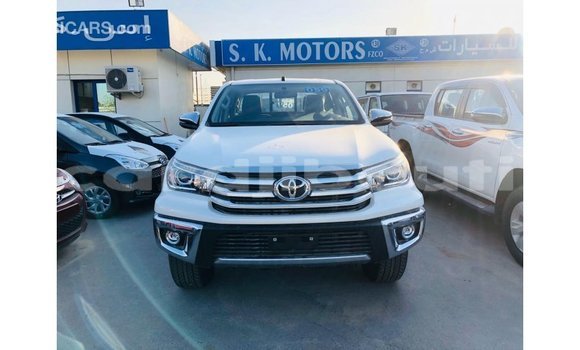 Buy Import Toyota Hilux White Car in Import - Dubai in Ali Sabieh Region Buy Import Toyota Hilux White Car in Import - Dubai in Ali Sabieh Region