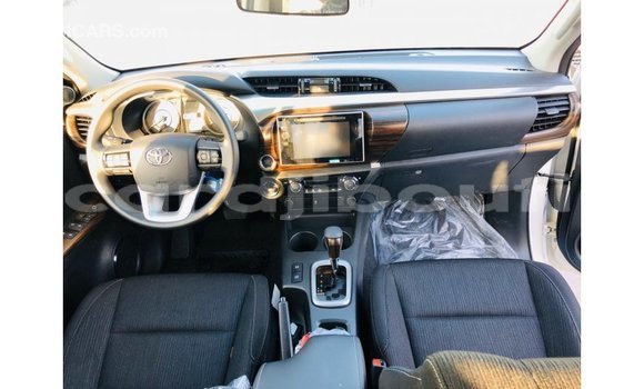 Buy Import Toyota Hilux White Car in Import - Dubai in Ali Sabieh Region Buy Import Toyota Hilux White Car in Import - Dubai in Ali Sabieh Region