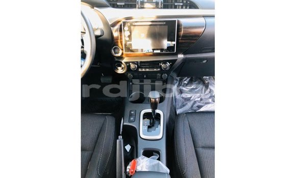 Buy Import Toyota Hilux White Car in Import - Dubai in Ali Sabieh Region Buy Import Toyota Hilux White Car in Import - Dubai in Ali Sabieh Region