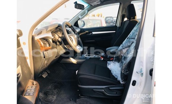 Buy Import Toyota Hilux White Car in Import - Dubai in Ali Sabieh Region Buy Import Toyota Hilux White Car in Import - Dubai in Ali Sabieh Region