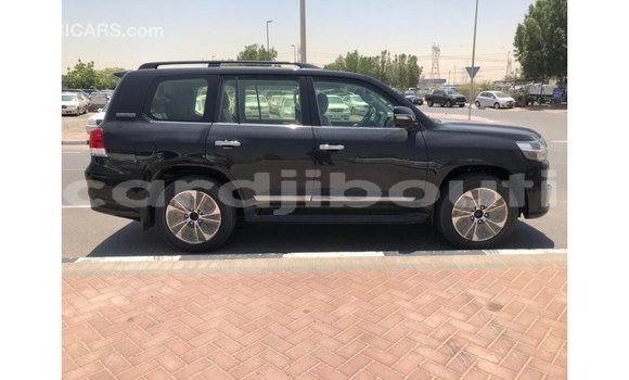 Buy Import Toyota Land Cruiser Black Car in Import - Dubai in Ali Sabieh Region Buy Import Toyota Land Cruiser Black Car in Import - Dubai in Ali Sabieh Region