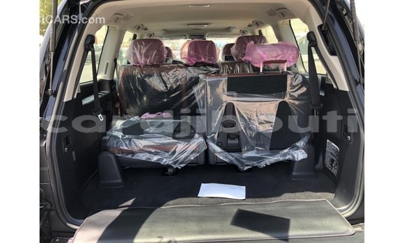 Buy Import Toyota Land Cruiser Black Car in Import - Dubai in Ali Sabieh Region Buy Import Toyota Land Cruiser Black Car in Import - Dubai in Ali Sabieh Region