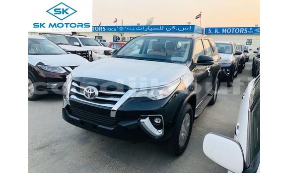 Buy Import Toyota Fortuner Black Car in Import - Dubai in Ali Sabieh Region Buy Import Toyota Fortuner Black Car in Import - Dubai in Ali Sabieh Region