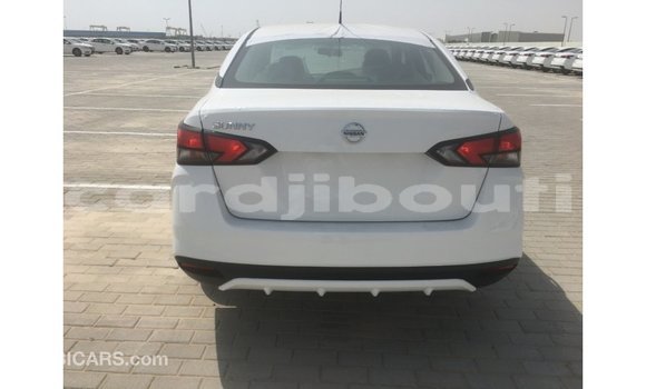Acheter Import Voiture Nissan Sunny Blanc à Import - Dubai, Ali Sabieh Region Acheter Import Voiture Nissan Sunny Blanc à Import - Dubai, Ali Sabieh Region