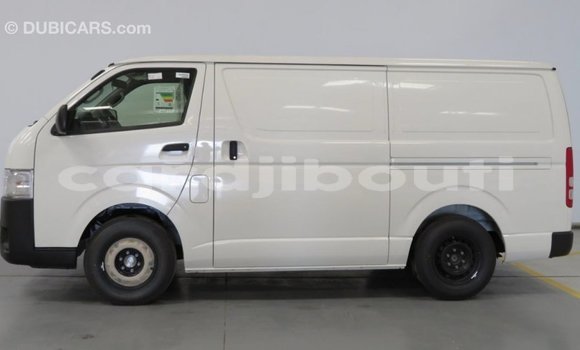 Acheter Import Voiture Toyota Hiace Blanc à Import - Dubai, Ali Sabieh Region Acheter Import Voiture Toyota Hiace Blanc à Import - Dubai, Ali Sabieh Region