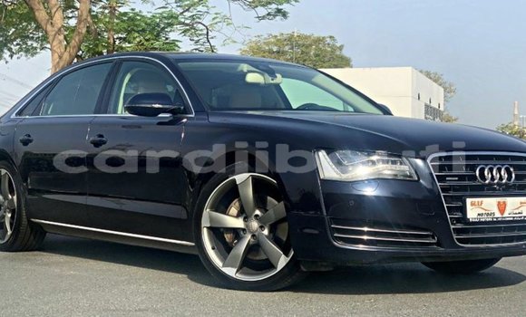 Acheter Import Voiture Audi A8 Bleu à Import - Dubai, Ali Sabieh Region