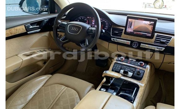 Acheter Import Voiture Audi A8 Bleu à Import - Dubai, Ali Sabieh Region Acheter Import Voiture Audi A8 Bleu à Import - Dubai, Ali Sabieh Region