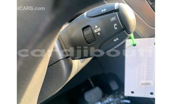 Acheter Import Voiture Peugeot 301 Blanc à Import - Dubai, Ali Sabieh Region Acheter Import Voiture Peugeot 301 Blanc à Import - Dubai, Ali Sabieh Region