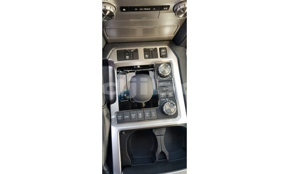 Acheter Import Voiture Toyota Land Cruiser Noir à Import - Dubai, Ali Sabieh Region Acheter Import Voiture Toyota Land Cruiser Noir à Import - Dubai, Ali Sabieh Region