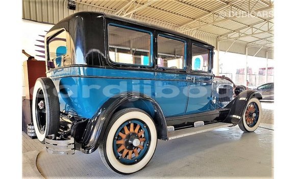 Buy Import Buick Electra Blue Car in Import - Dubai in Ali Sabieh Region Buy Import Buick Electra Blue Car in Import - Dubai in Ali Sabieh Region