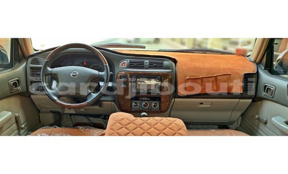 Acheter Import Voiture Nissan Patrol Beige à Import - Dubai, Ali Sabieh Region Acheter Import Voiture Nissan Patrol Beige à Import - Dubai, Ali Sabieh Region