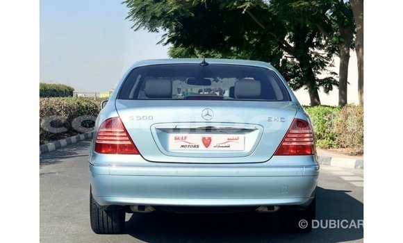 Acheter Import Voiture Mercedes-Benz 200 Bleu à Import - Dubai, Ali Sabieh Region Acheter Import Voiture Mercedes-Benz 200 Bleu à Import - Dubai, Ali Sabieh Region