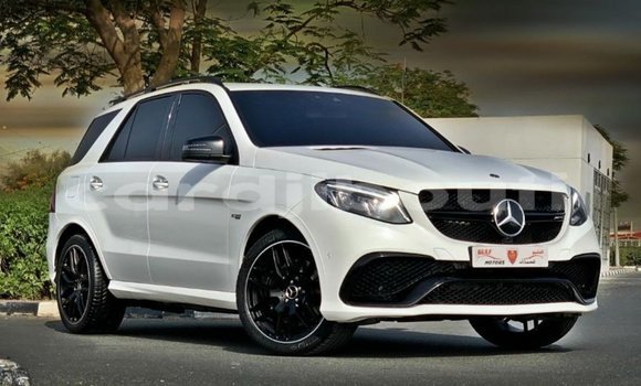 Buy Import Mercedes-Benz GLE White Car in Import - Dubai in Ali Sabieh Region