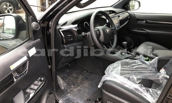 Acheter Occasion Voiture Toyota Hilux Noir à 'Ali Sabieh, Ali Sabieh Region Acheter Occasion Voiture Toyota Hilux Noir à 'Ali Sabieh, Ali Sabieh Region