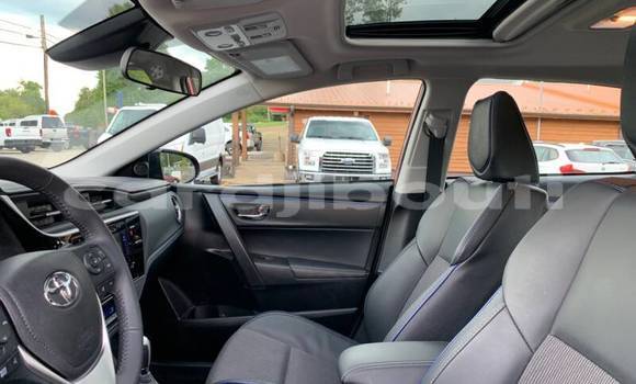 Acheter Occasion Voiture Toyota Corolla Rouge à 'Ali Sabieh, Ali Sabieh Region Acheter Occasion Voiture Toyota Corolla Rouge à 'Ali Sabieh, Ali Sabieh Region